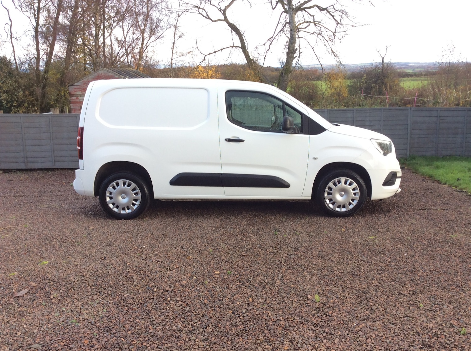 Used Vauxhall Combo 2020 for sale - 76544407: Photo 2