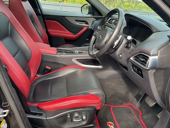 Used Jaguar F-Pace 2017 for sale - 79017321: Photo