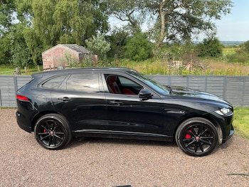 Used Jaguar F-Pace 2017 for sale - 79017321: Photo