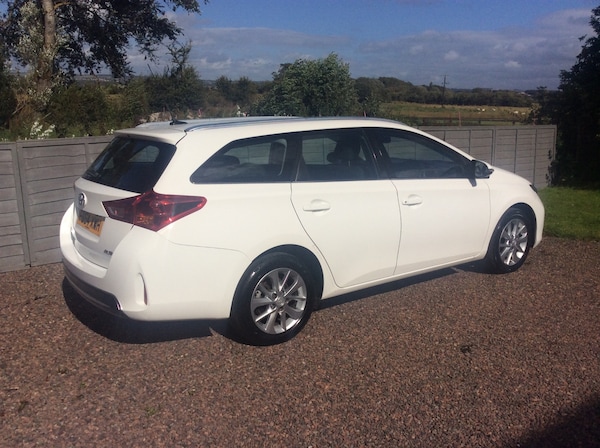 Used Toyota Auris 2014 for sale - 75498096: Photo 12
