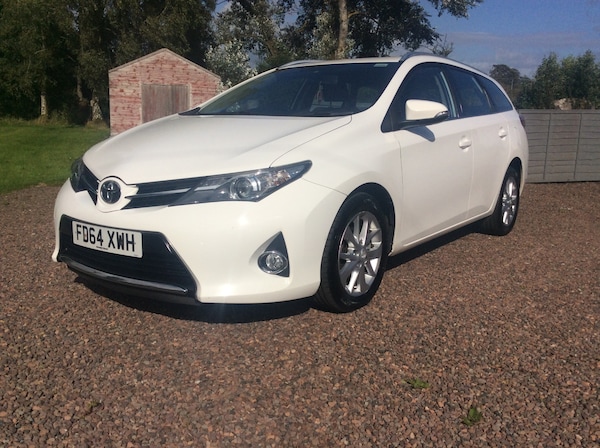 Used Toyota Auris 2014 for sale - 75498096: Photo 17