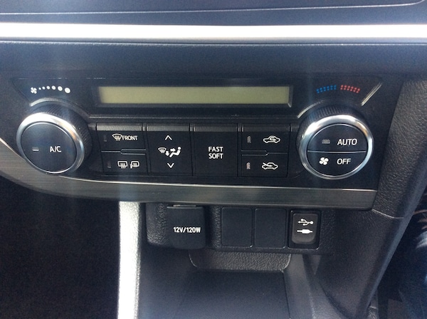 Used Toyota Auris 2014 for sale - 75498096: Photo 21