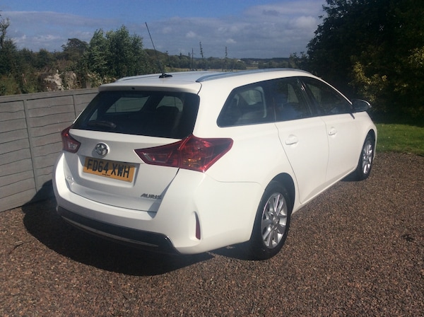 Used Toyota Auris 2014 for sale - 75498096: Photo 9