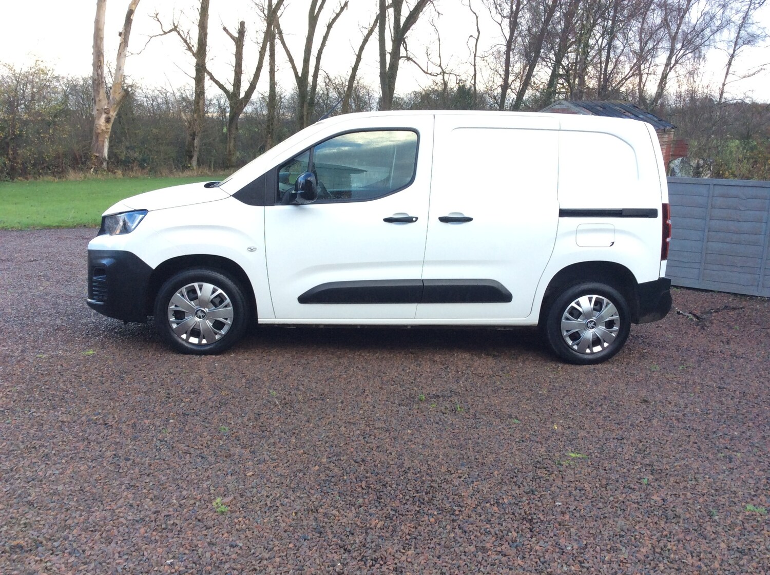 Used Peugeot Partner 2022 for sale - 76557240: Photo 18