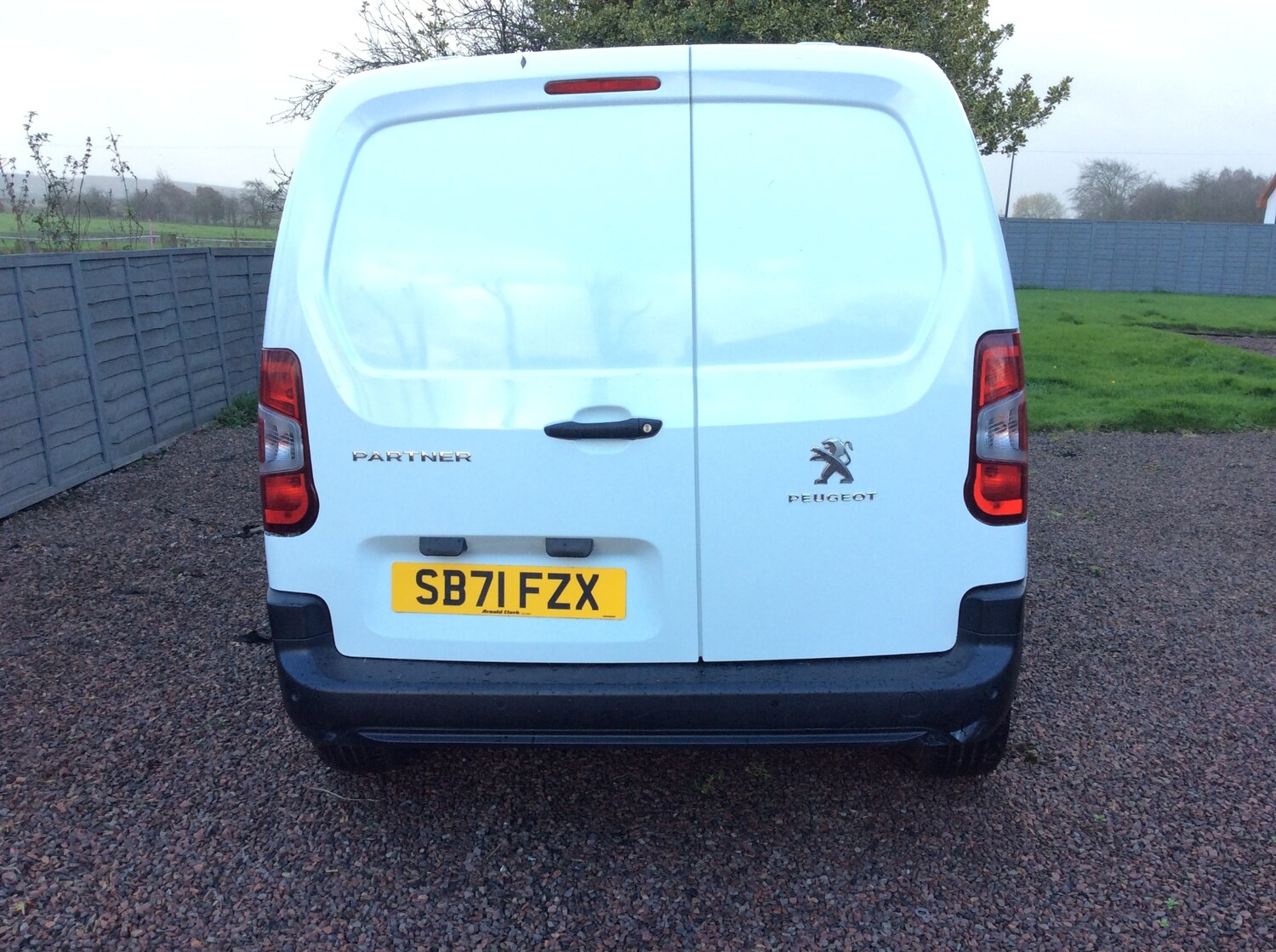 Used Peugeot Partner 2022 for sale - 76557240: Photo 3