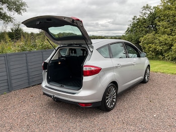 Used Ford C-Max 2015 for sale - 79101723: Photo