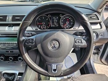 Used Volkswagen Passat 2011 for sale - 78480959: Photo