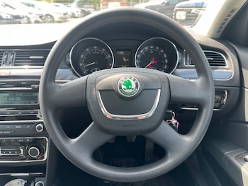 Used Skoda Superb 2011 for sale - 79412659: Photo