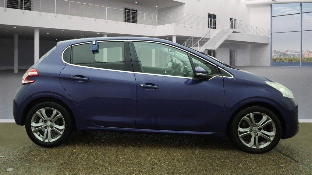Used Peugeot 208 2014 for sale - 78071921: Photo 5