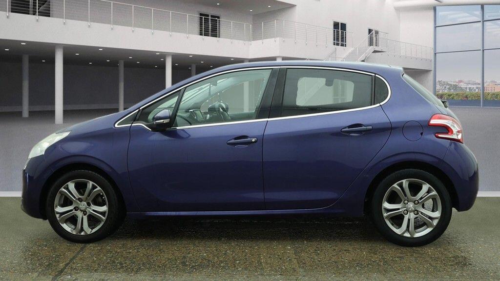 Used Peugeot 208 2014 for sale - 78071921: Photo 6