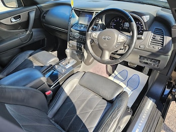 Used Infiniti QX70 2015 for sale - 78866755: Photo
