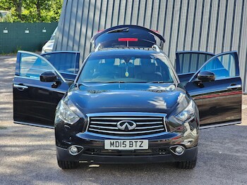 Used Infiniti QX70 2015 for sale - 78866755: Photo