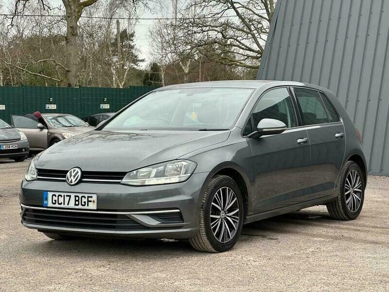 Used Volkswagen Golf 2017 for sale - 77705373: Photo 11