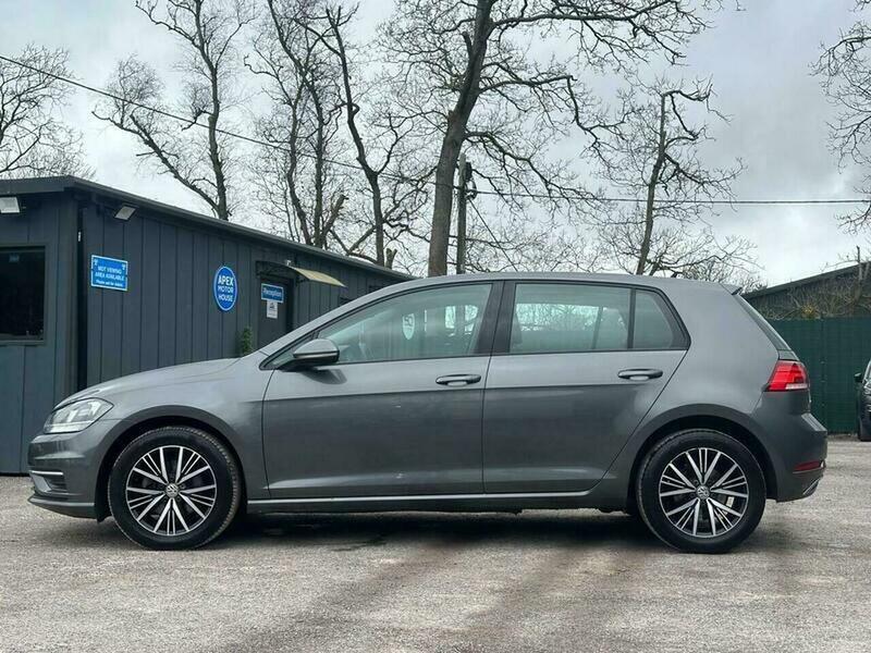 Used Volkswagen Golf 2017 for sale - 77705373: Photo 15