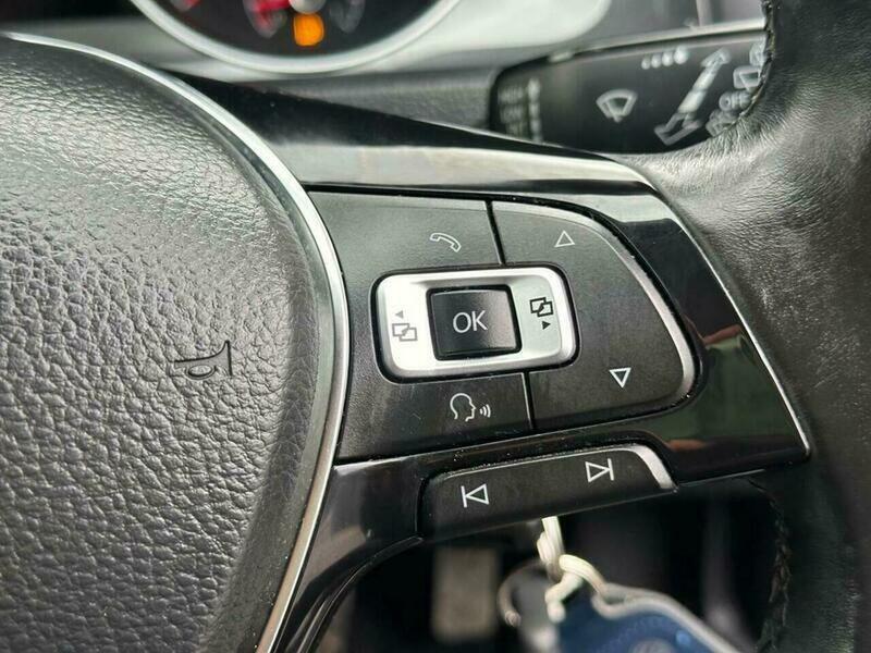 Used Volkswagen Golf 2017 for sale - 77705373: Photo 25