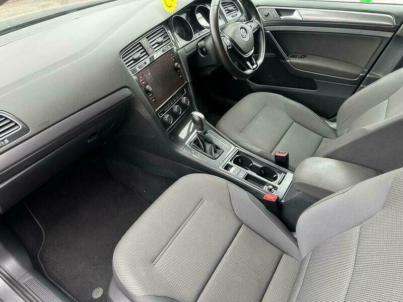 Used Volkswagen Golf 2017 for sale - 77705373: Photo 40