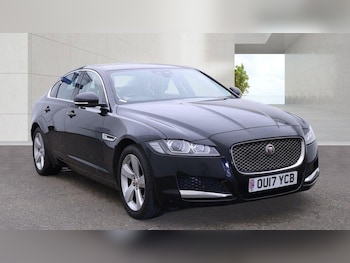 Used Jaguar XF 2017 for sale - 79324750: Photo
