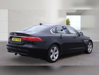 Used Jaguar XF 2017 for sale - 79324750: Photo
