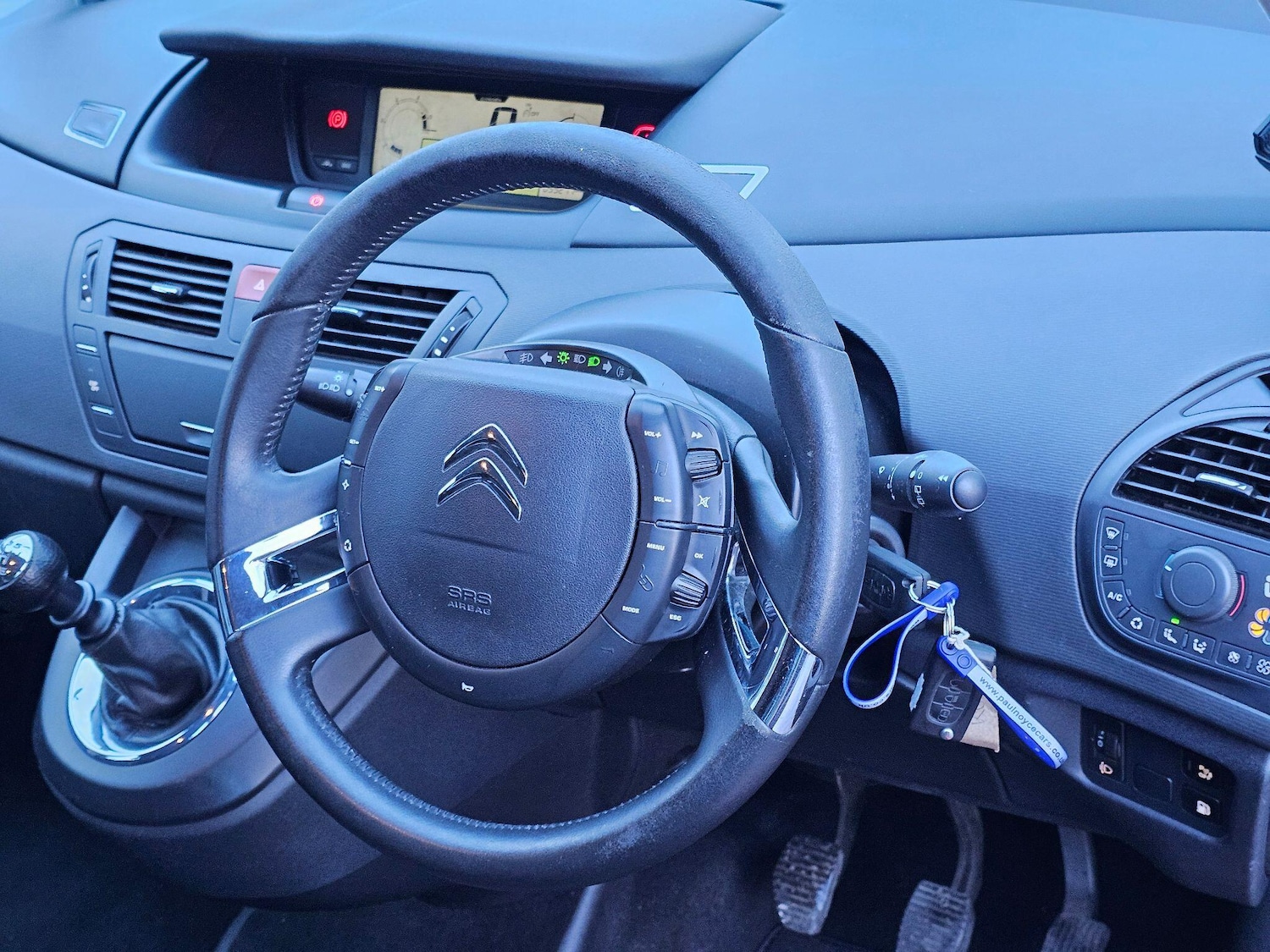 Used Citroen Grand C4 Picasso 2011 for sale - 77646389: Photo 15