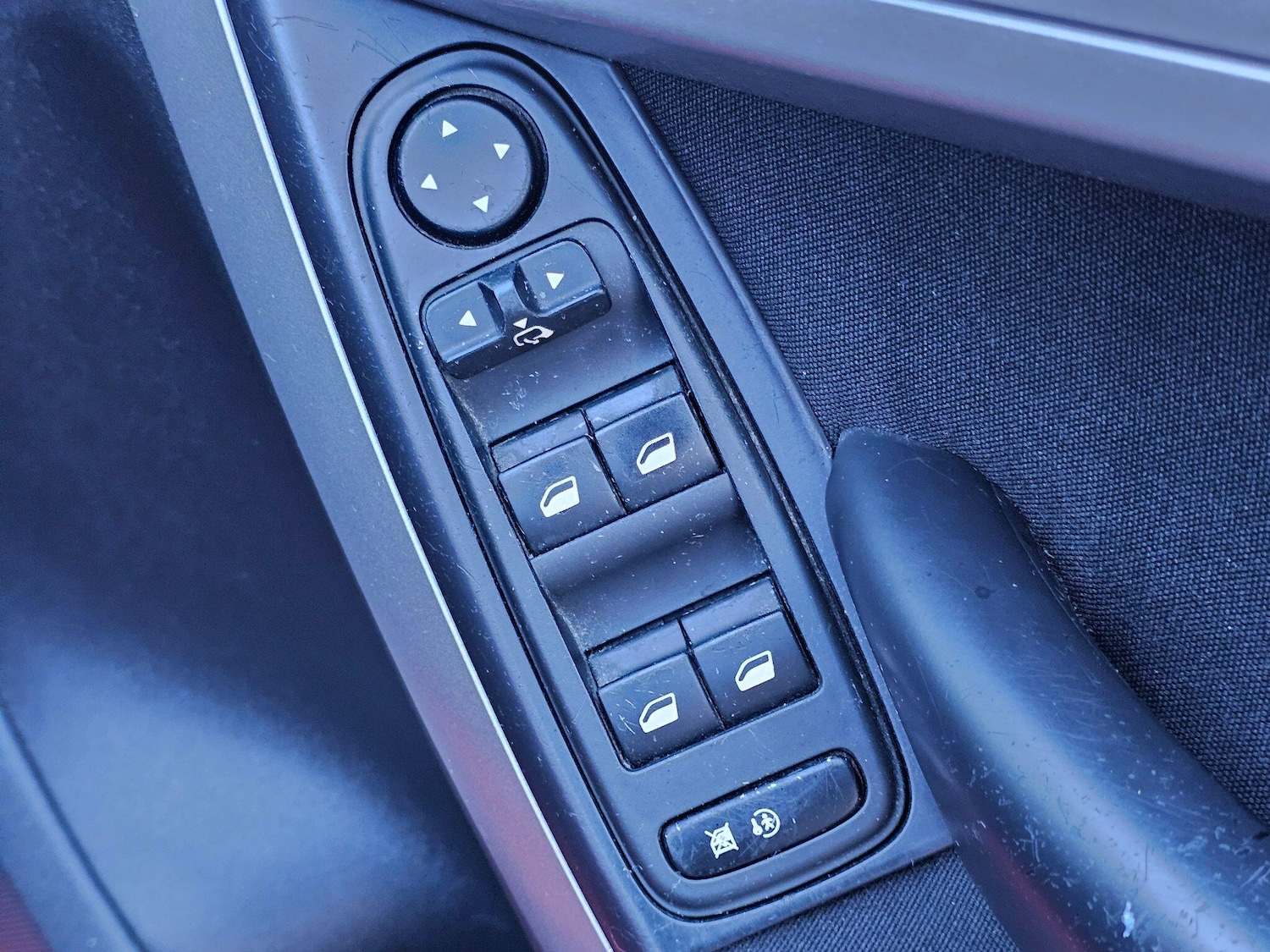 Used Citroen Grand C4 Picasso 2011 for sale - 77646389: Photo 16