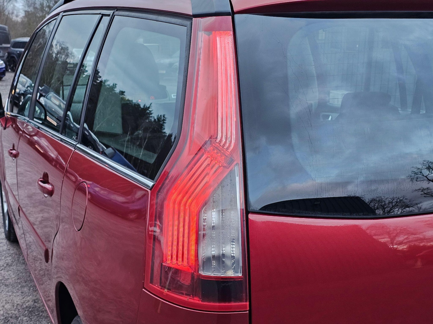 Used Citroen Grand C4 Picasso 2011 for sale - 77646389: Photo 40