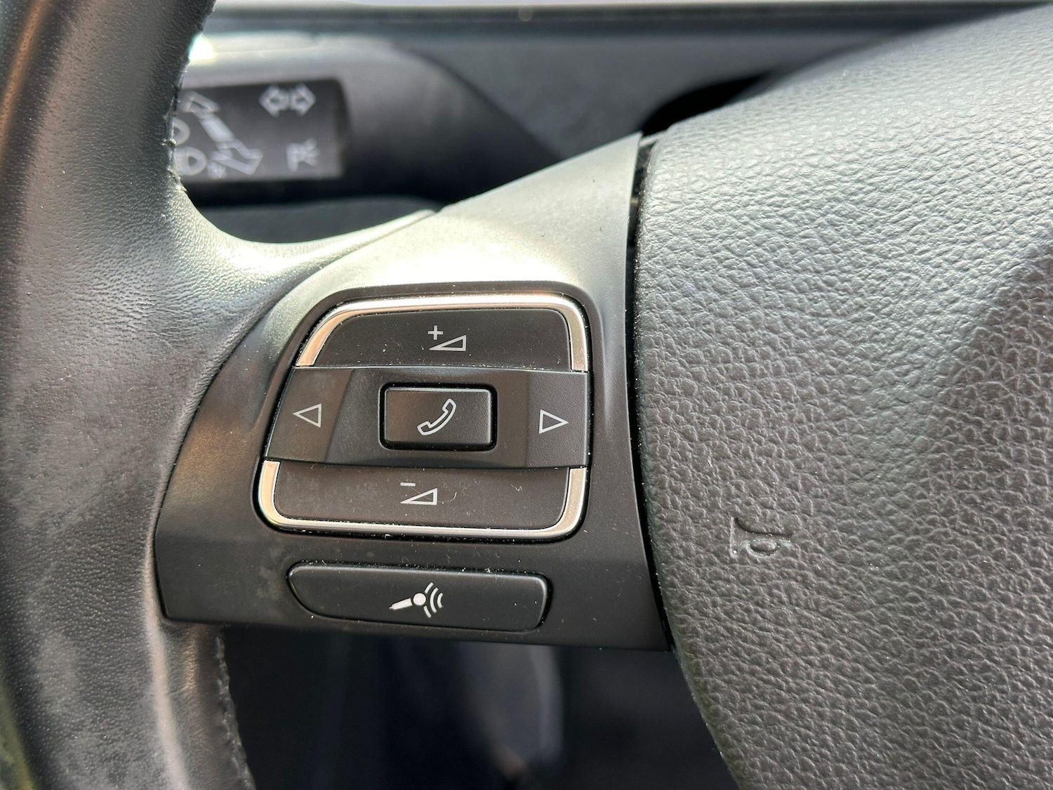 Used Volkswagen Passat for sale - 77646543: Photo 25