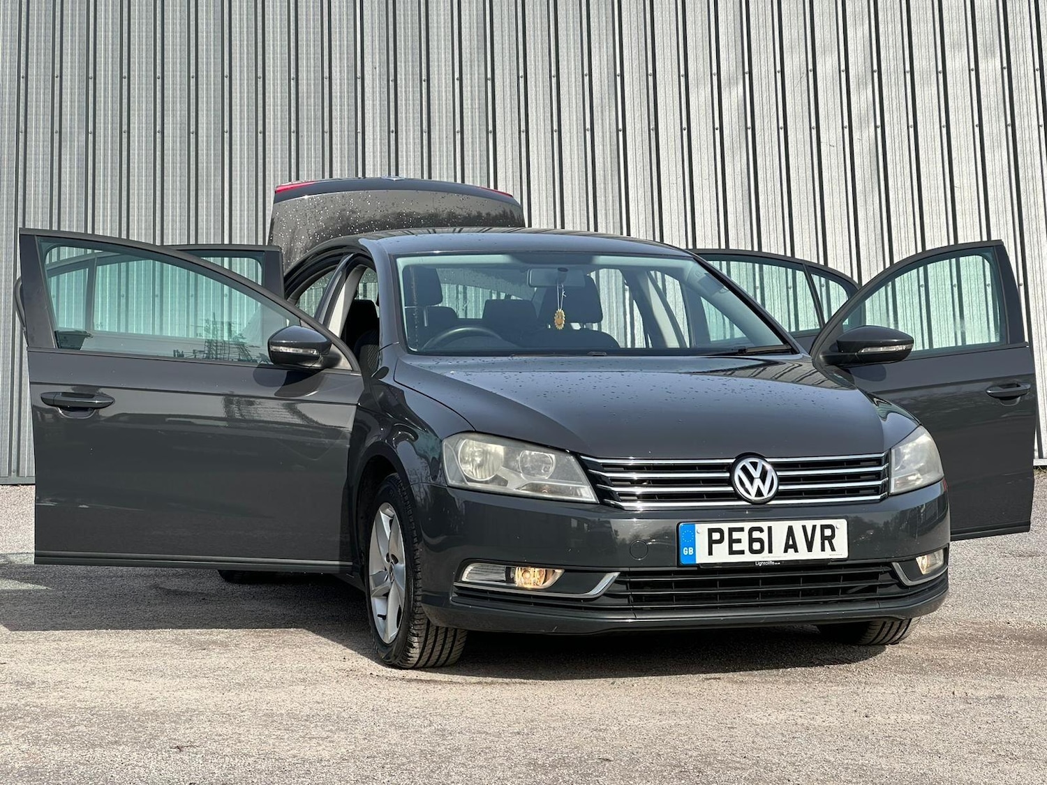 Used Volkswagen Passat for sale - 77646543: Photo 3