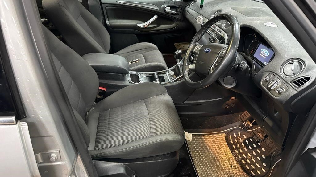 Used Ford S-Max 2013 for sale - 77570380: Photo 5