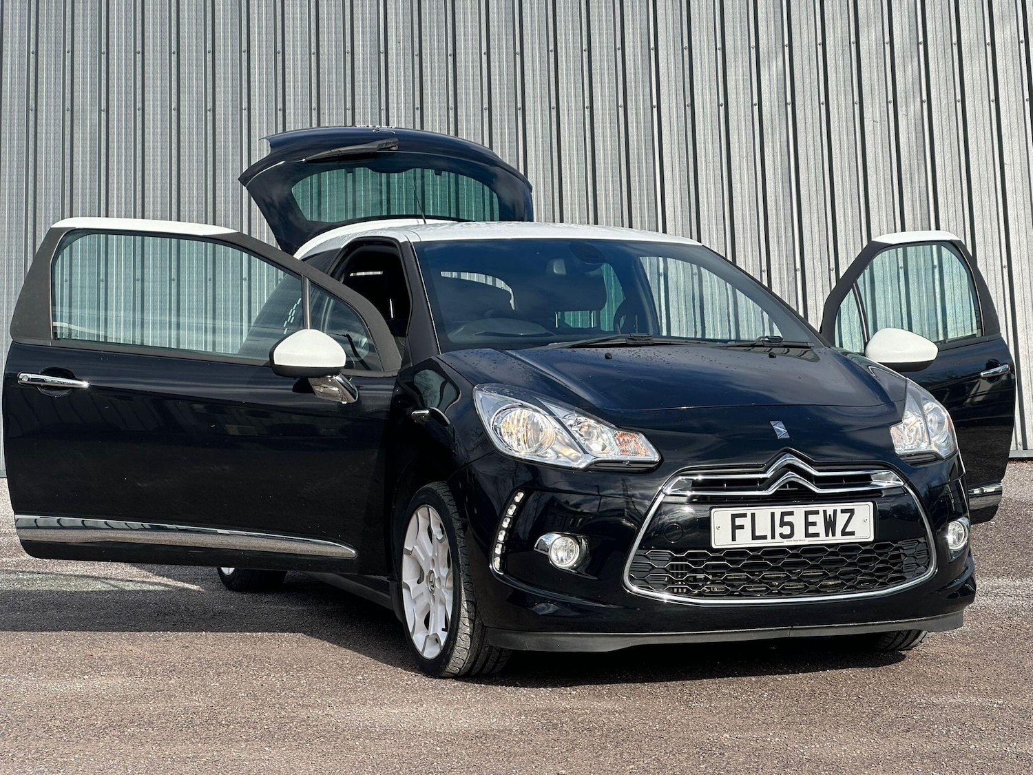 Used Citroen DS3 2015 for sale - 77646849: Photo 11