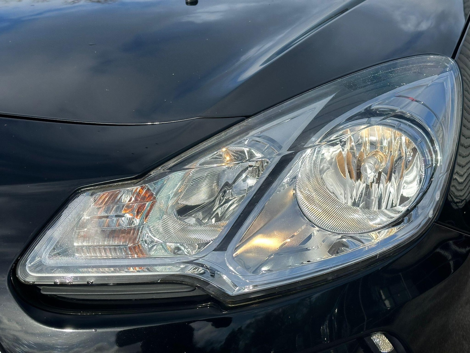 Used Citroen DS3 2015 for sale - 77646849: Photo 24