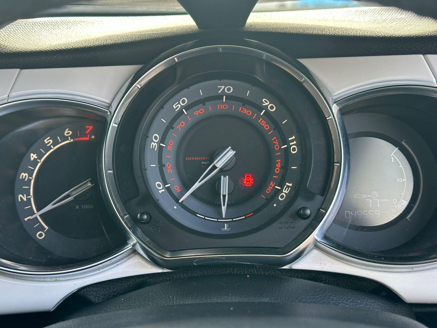 Used Citroen DS3 2015 for sale - 77646849: Photo 31