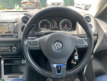 Used Volkswagen Tiguan 2010 for sale - 79192076: Photo