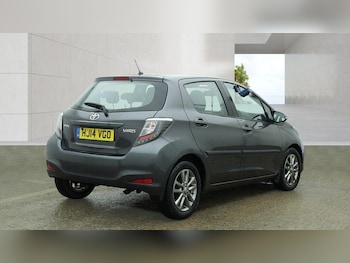 Used Toyota Yaris 2014 for sale - 78157676: Photo