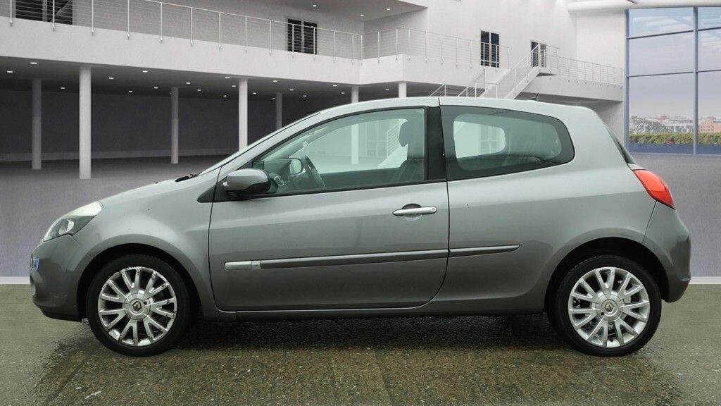 Used Renault Clio 2011 for sale - 77619531: Photo 8