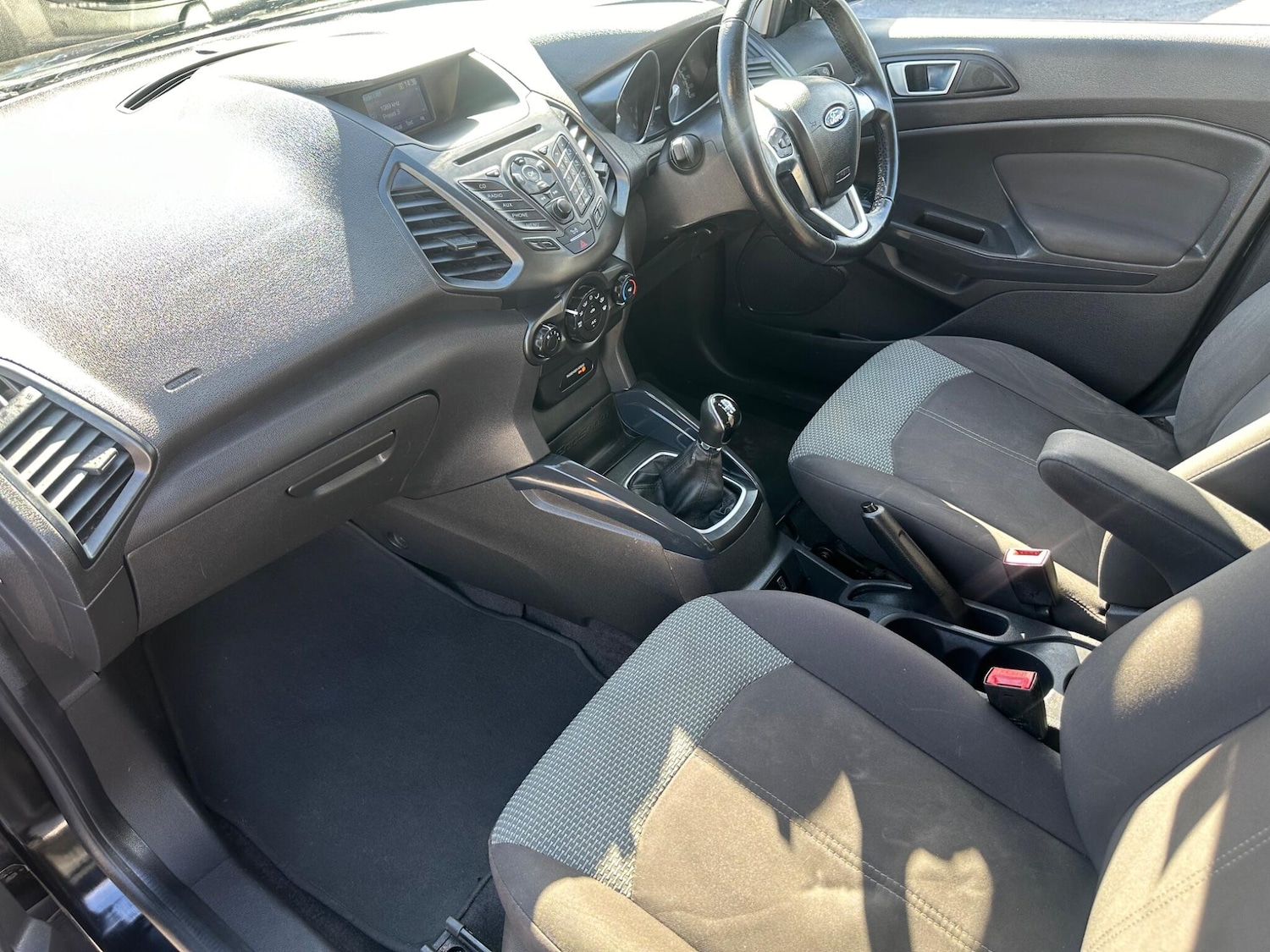 Used Ford Ecosport 2015 for sale - 78047648: Photo 28