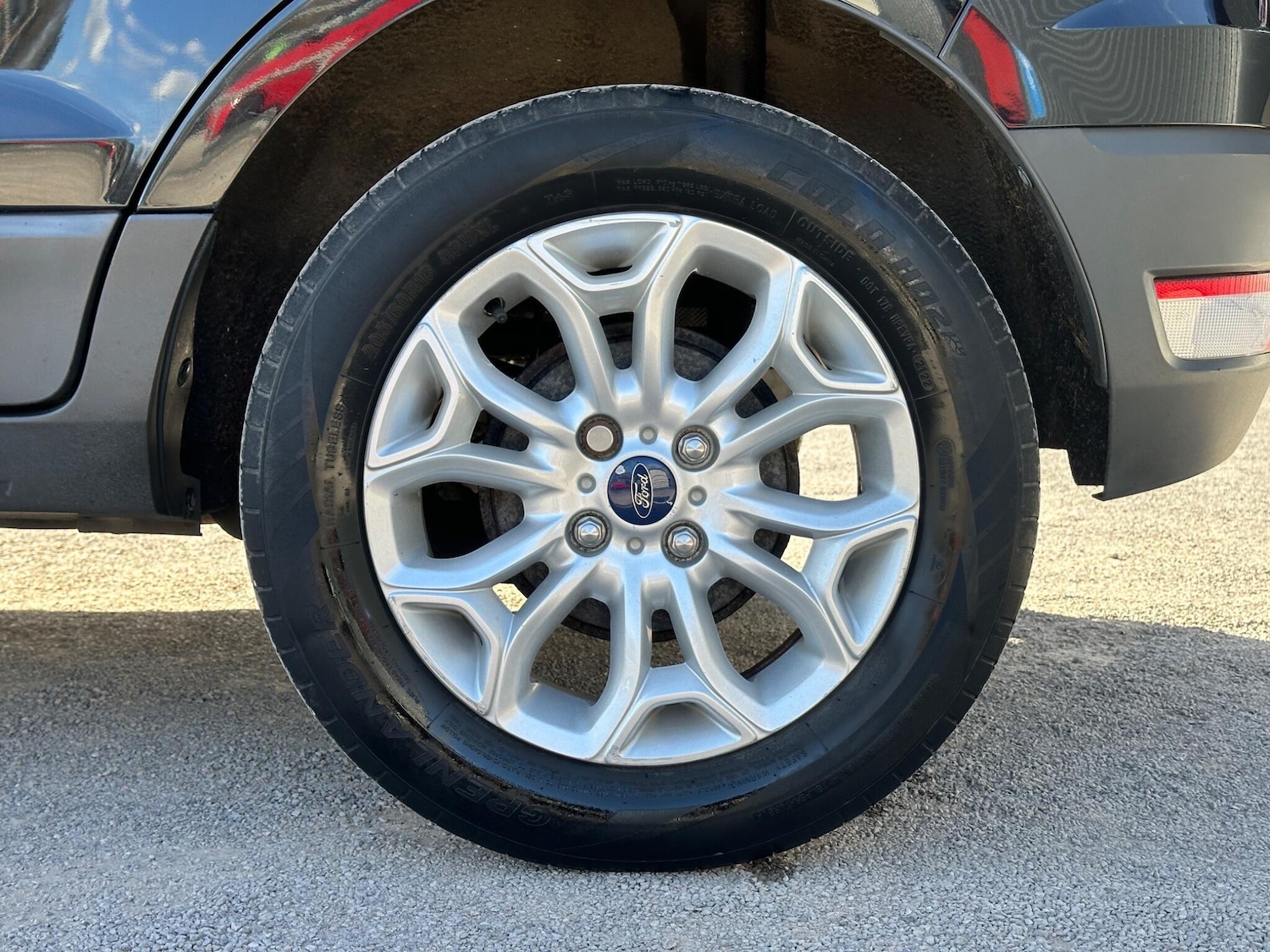 Used Ford Ecosport 2015 for sale - 78047648: Photo 38