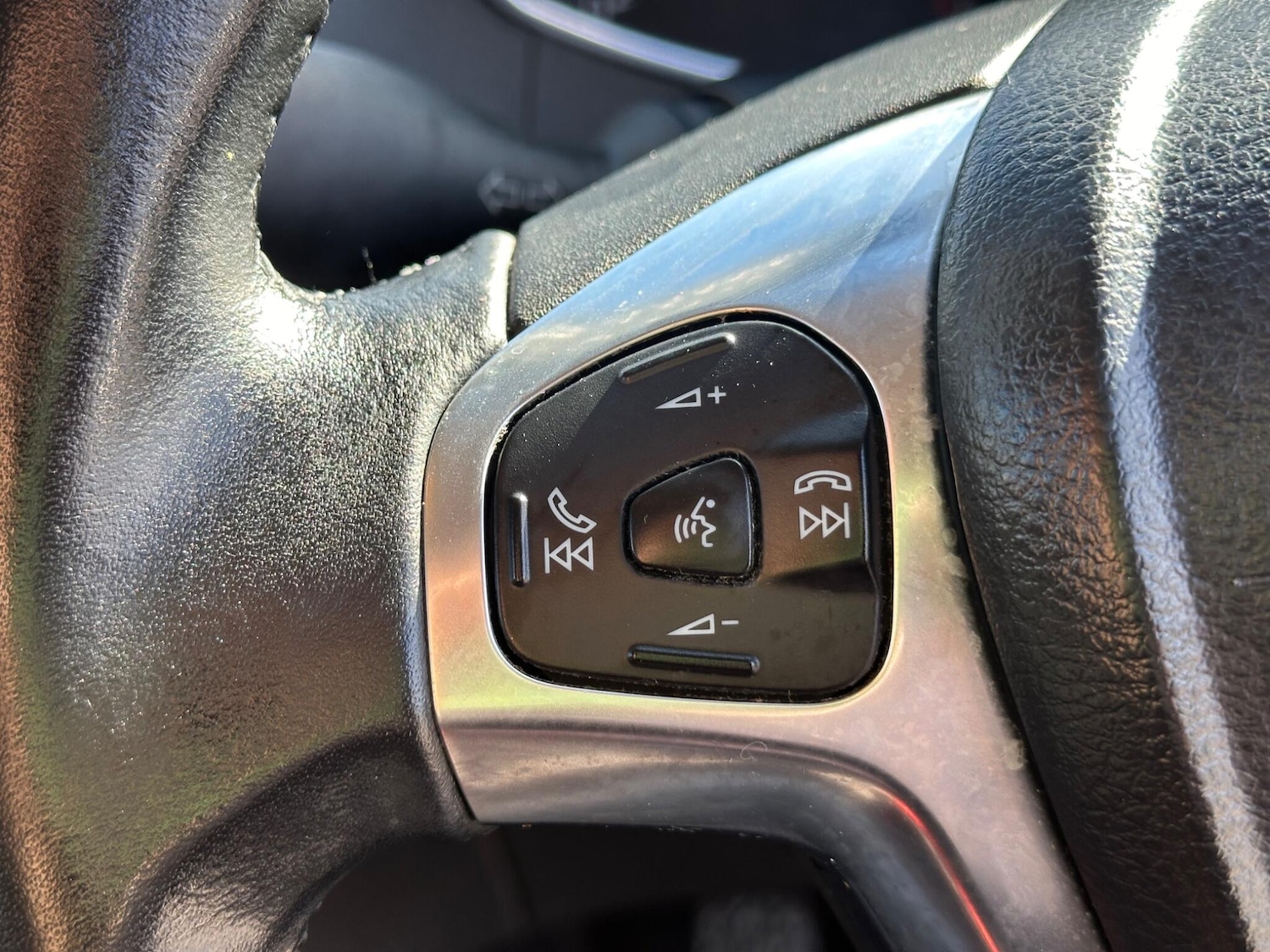 Used Ford Ecosport 2015 for sale - 78062631: Photo 17