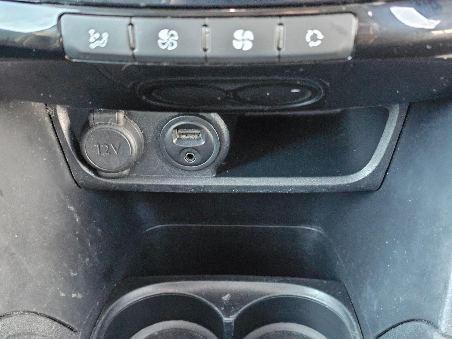 Used Peugeot 208 for sale - 77647154: Photo 27