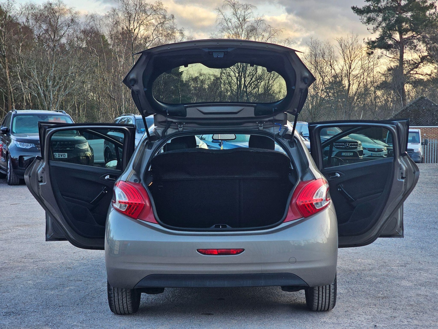 Used Peugeot 208 for sale - 77647154: Photo 41