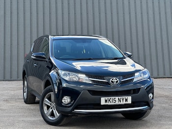 Used Toyota RAV4 2015 for sale - 79609050: Photo