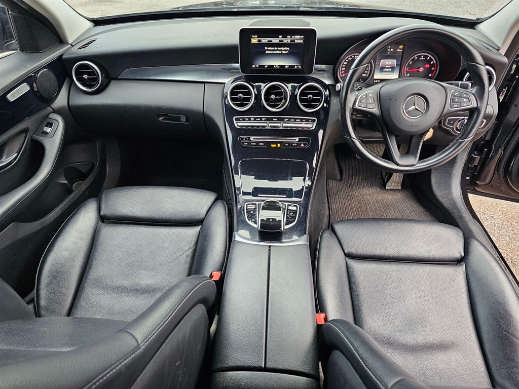 Used Mercedes-Benz C Class 2015 for sale - 77570361: Photo 30