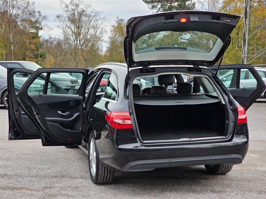 Used Mercedes-Benz C Class 2015 for sale - 77570361: Photo 39