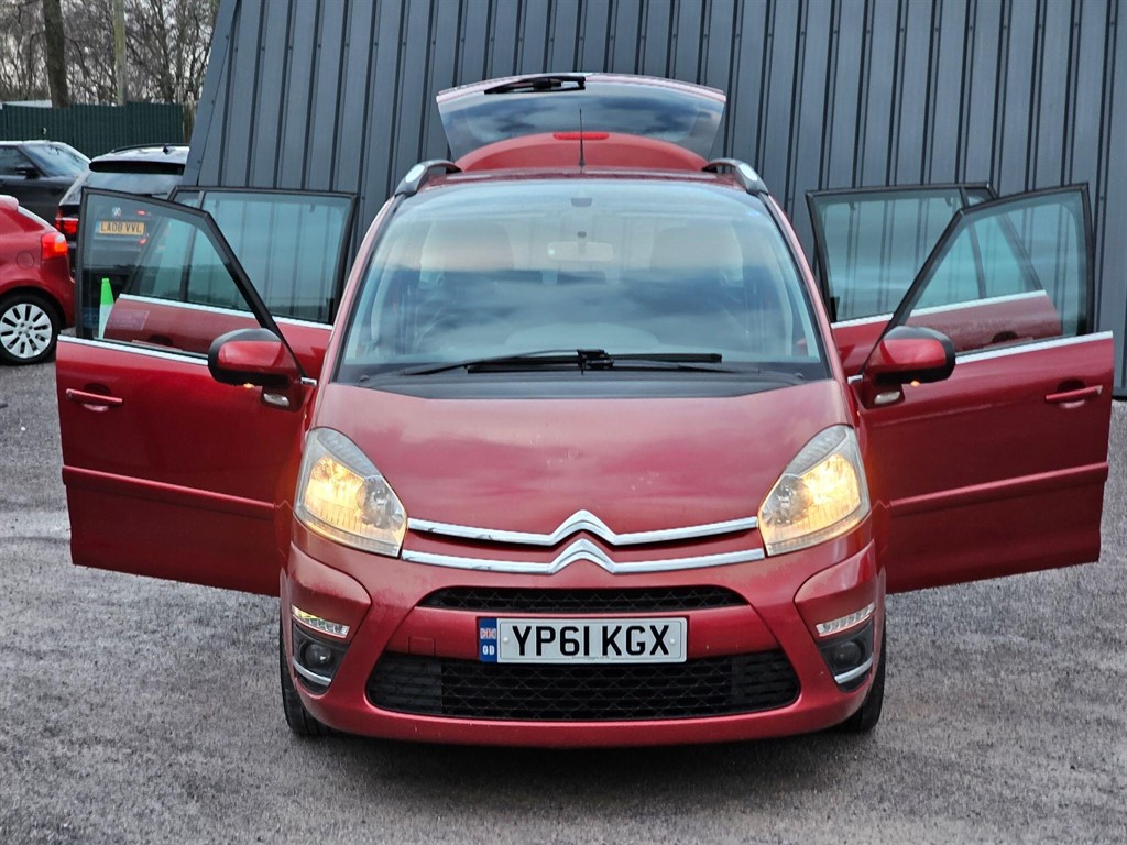 Used Citroen Grand C4 Picasso 2011 for sale - 77570367: Photo 3