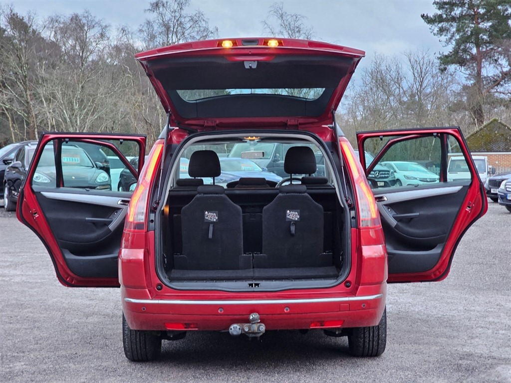 Used Citroen Grand C4 Picasso 2011 for sale - 77570367: Photo 36