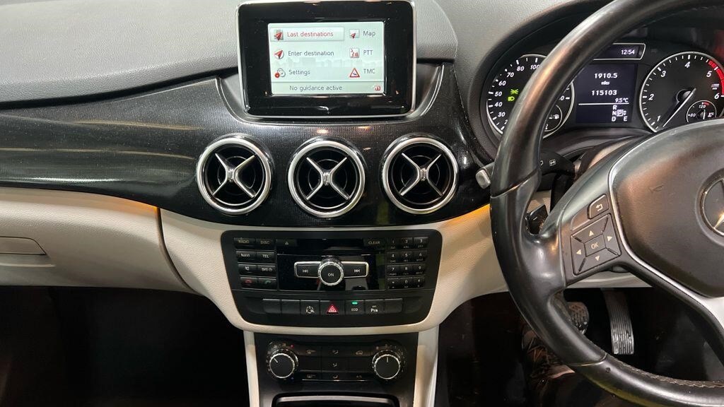 Used Mercedes-Benz B Class 2014 for sale - 77570378: Photo 23