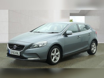 Used Volvo V40 2016 for sale - 78741452: Photo