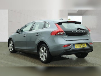 Used Volvo V40 2016 for sale - 78741452: Photo