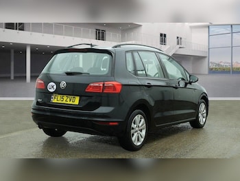 Used Volkswagen Golf SV 2015 for sale - 78230693: Photo