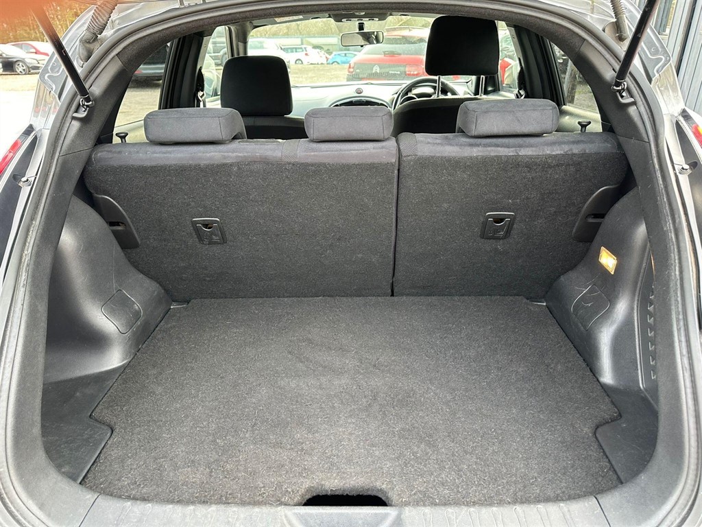 Used Nissan Juke 2015 for sale - 77619477: Photo 37