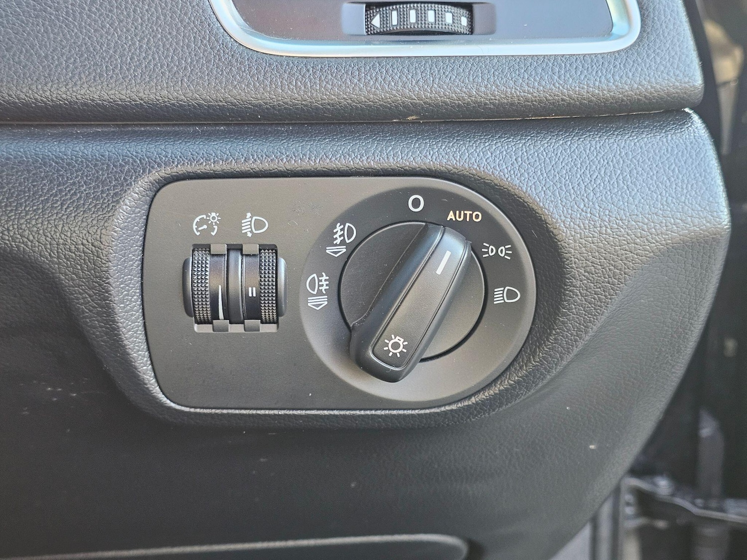 Used Audi Q3 2014 for sale - 77783747: Photo 18